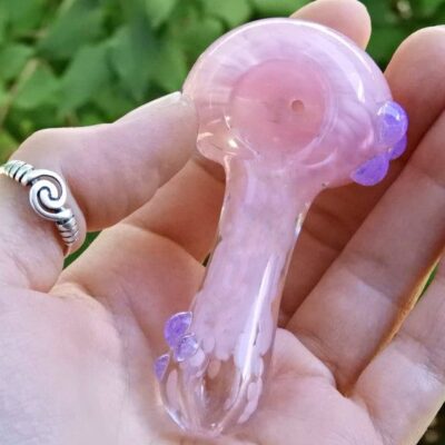 How to Find Cute Girly Pipes for Your Glass Pipe Collection?