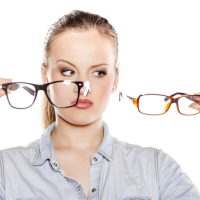Tips For Choosing The Right Frames For Your Eyeglasses
