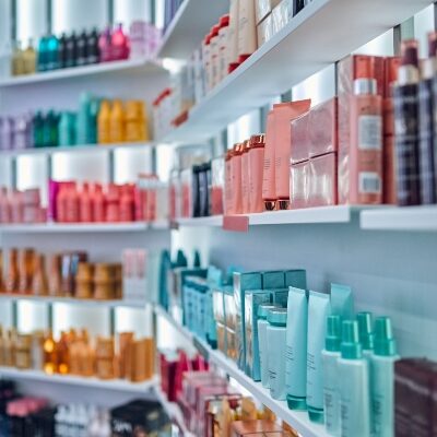 The benefits of inventory management for your beauty business